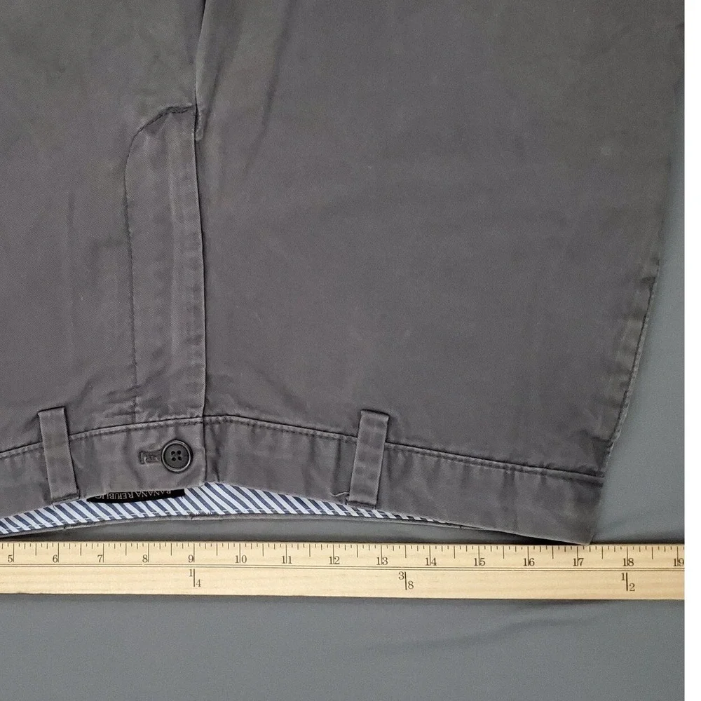 Banana Republic‎ Mens 34 Charcoal Gray Cotton Chino Shorts Casual Solid